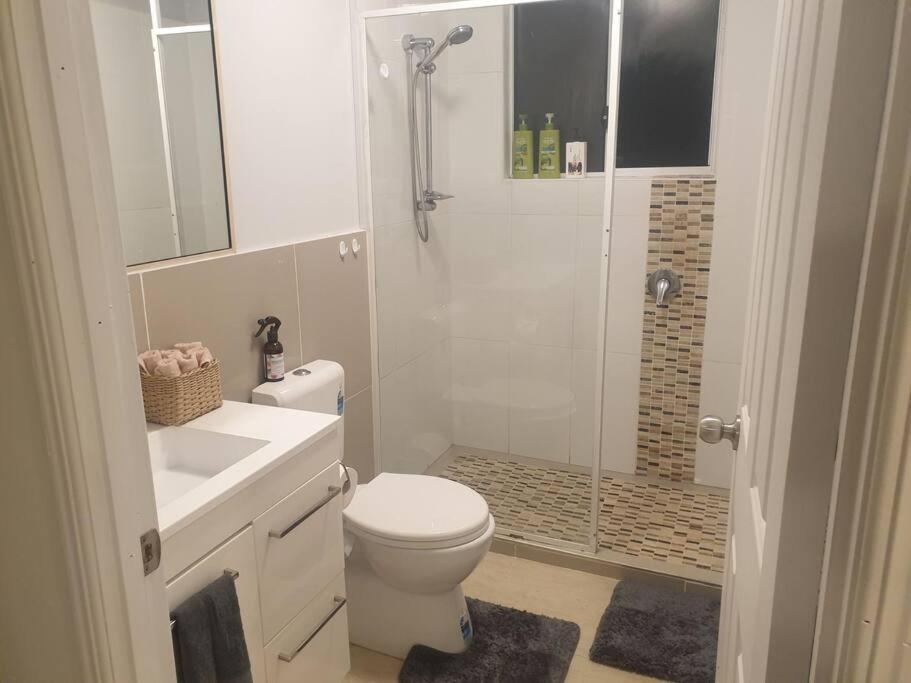 Pet Friendly & Spacious Two Bedroom Guest Unit Καλούντρα Εξωτερικό φωτογραφία