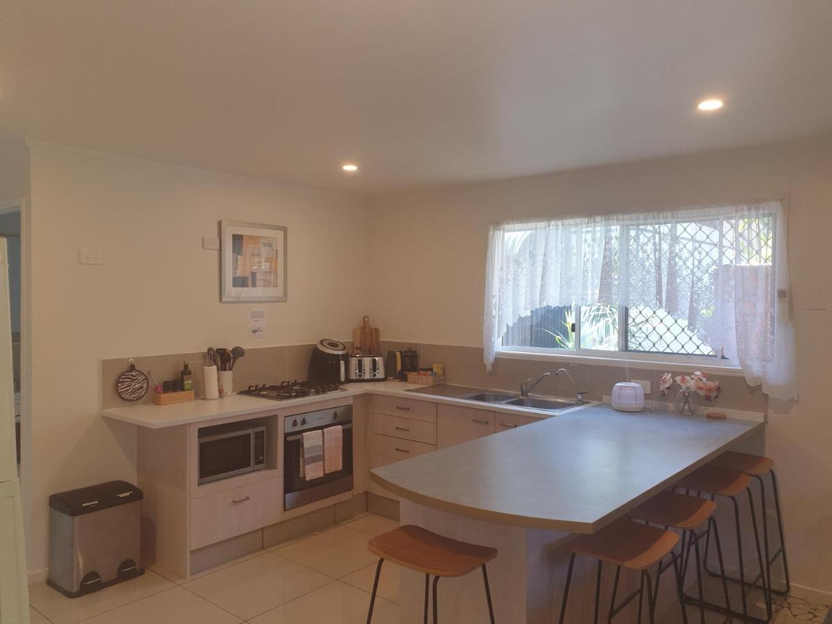 Pet Friendly & Spacious Two Bedroom Guest Unit Καλούντρα Εξωτερικό φωτογραφία